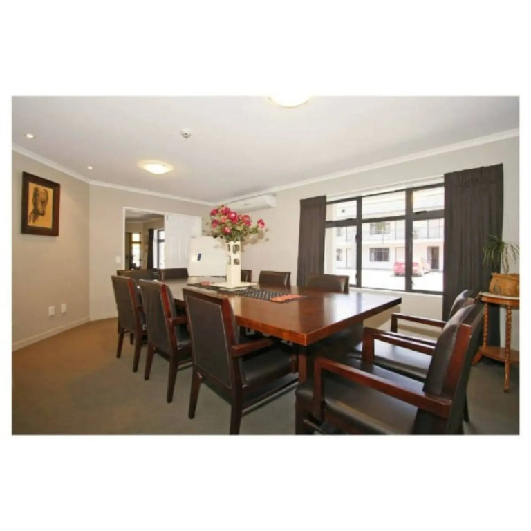 Aotea Motor Lodge