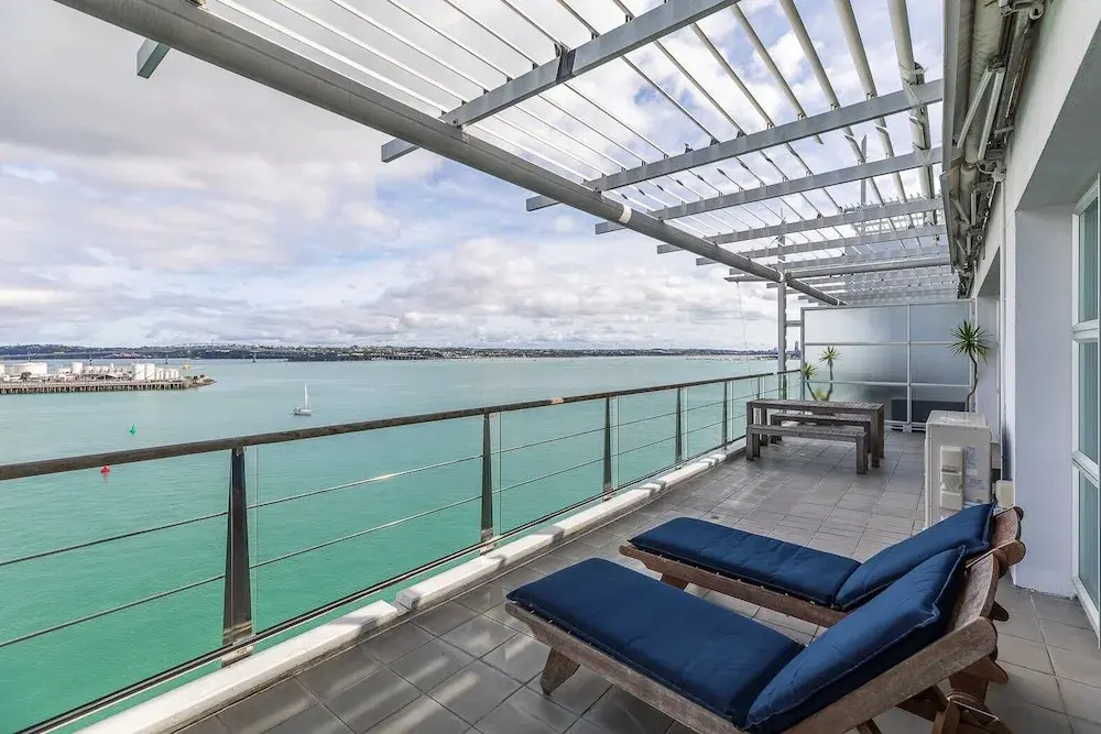 QV Waterfront Apt on Princes Wharf - 941