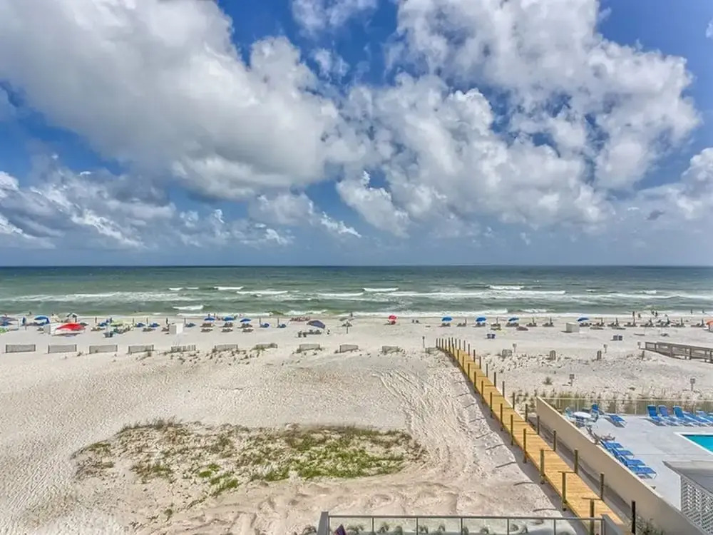 Pearl West by Meyer Vacation Rentals