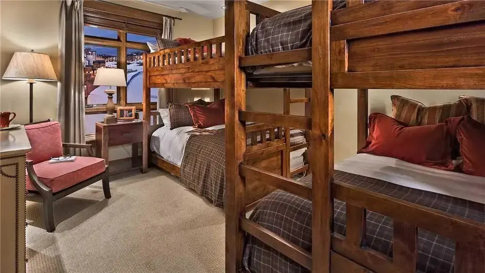Heavenly Peak 310 4 BedroomCondo By Moving Mountains