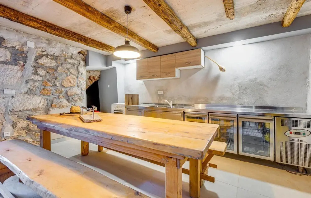 Nice Home in Gostinjac With 3 Bedrooms, Wifi and Heated Swimming Pool