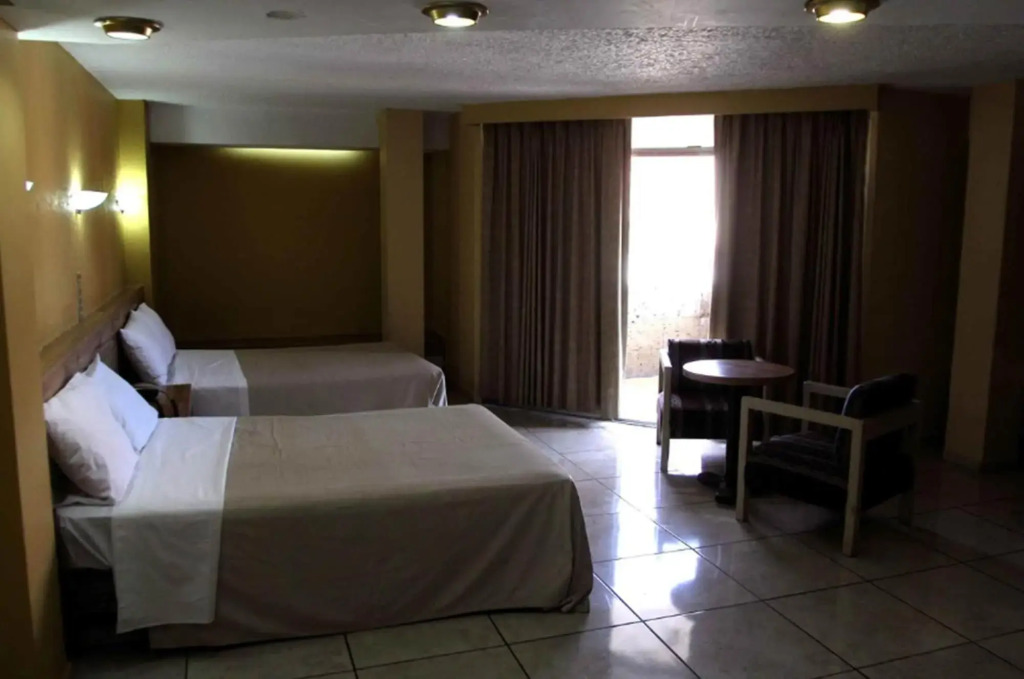 Hotel Universo