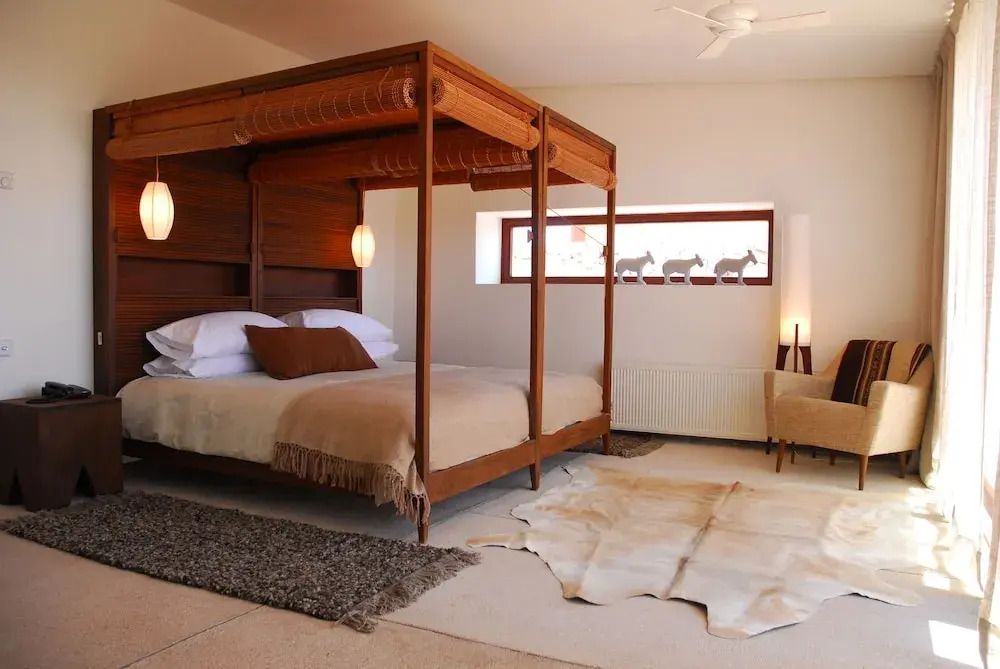 Tierra Atacama, Beckons