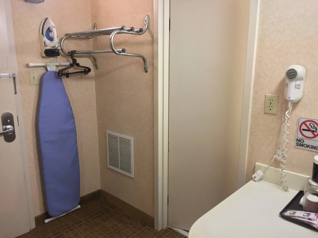 Americas Best Value Inn & Suites-Boise