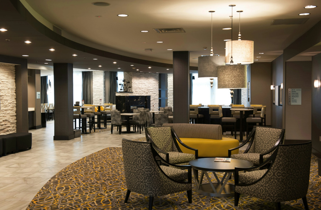 Holiday Inn Express and Suites Madison Central by IHG