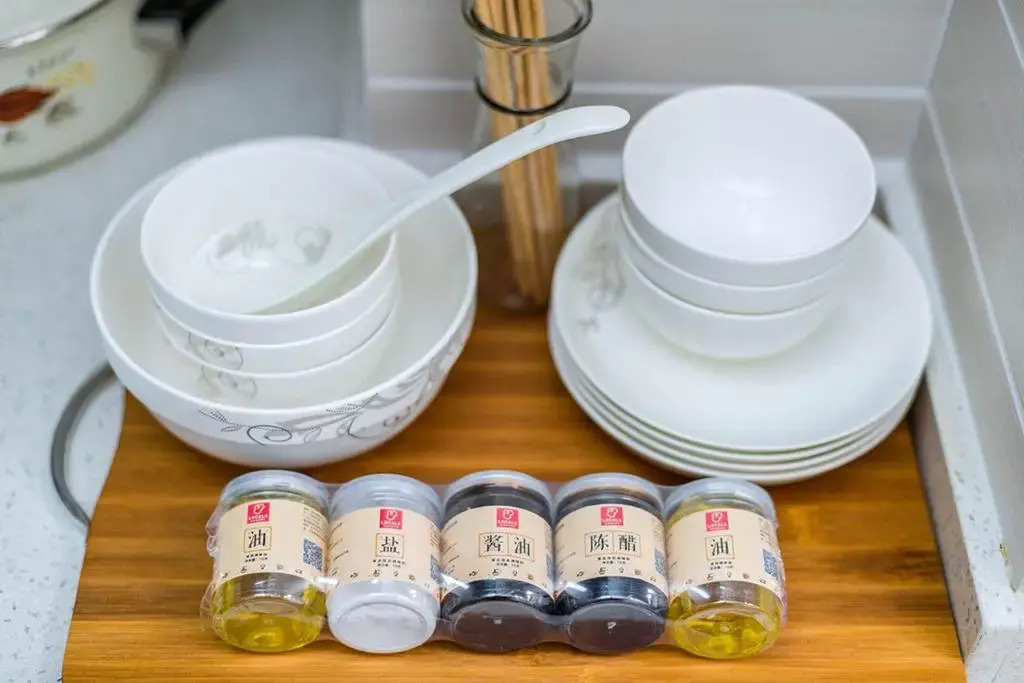 LuoYang LuoLong·DaZhaoGuoJi Square· Locals Apartment 00176120