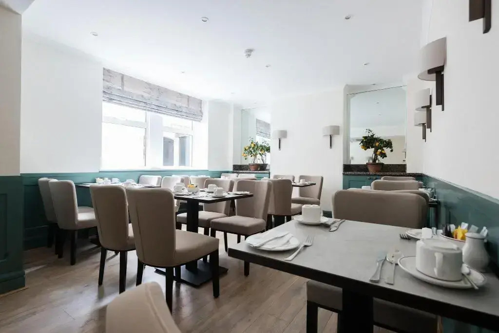 Blandford Hotel
