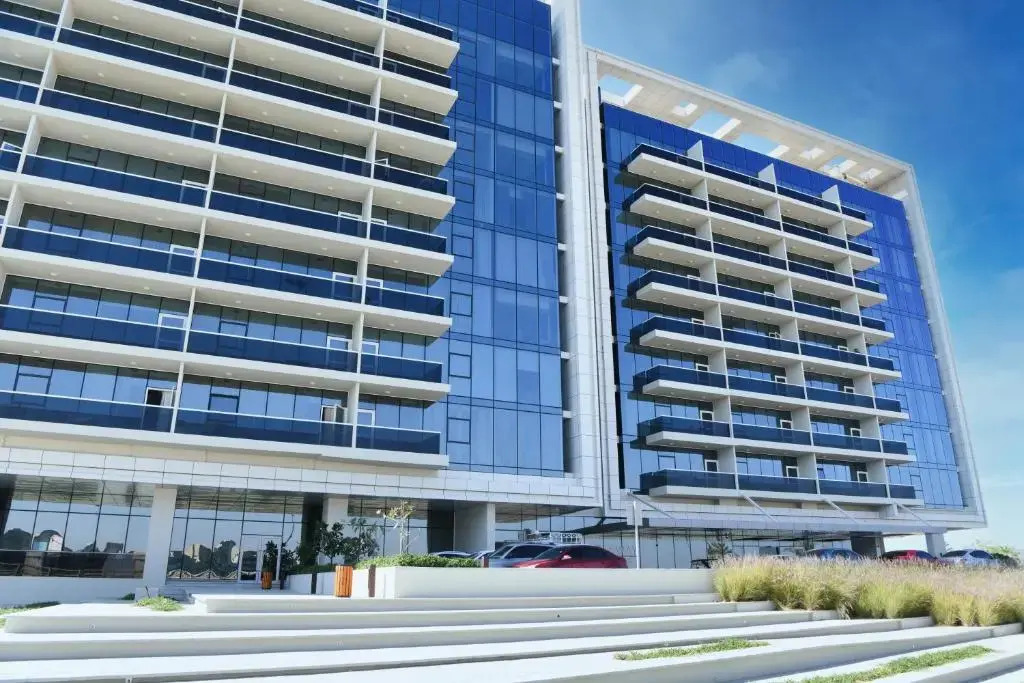 RH- Lovely 2 bedroom apartment, Lagoon View in Gateway Residences