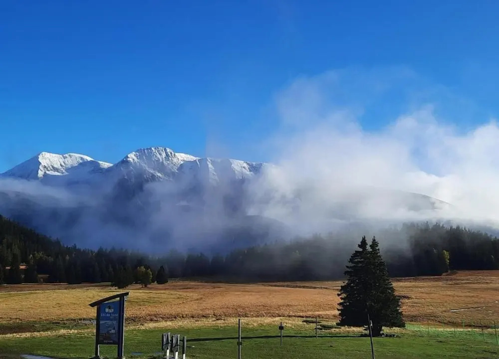 Mountain Escape for 4 Guests