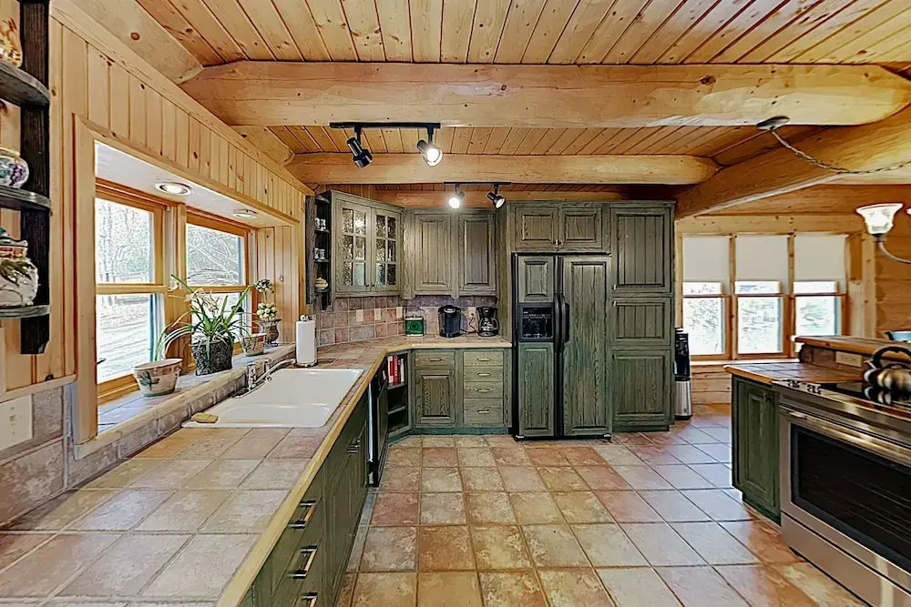 Cove Pointe At Rumbling Bald W/ Private Dock 4 Bedroom Home