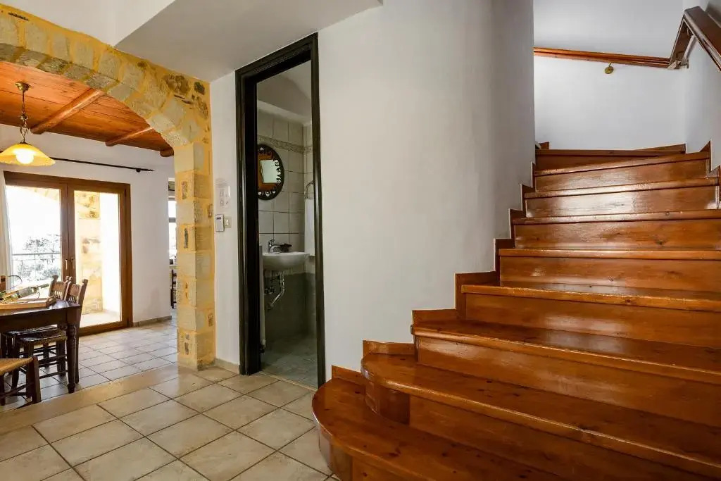 Villa Eleftheria private pool/garden/view/3bdrms/3.5bthrms