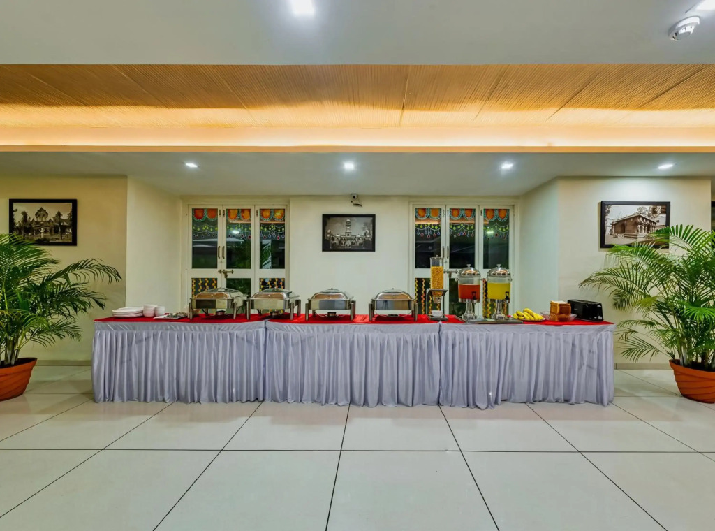 Hotel Galaxy Inn Kolhapur