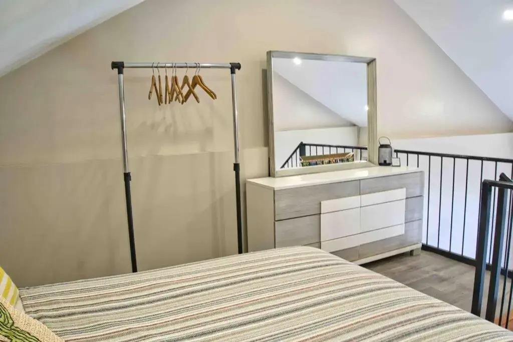 City Views Spacious Mezzanine Apartments