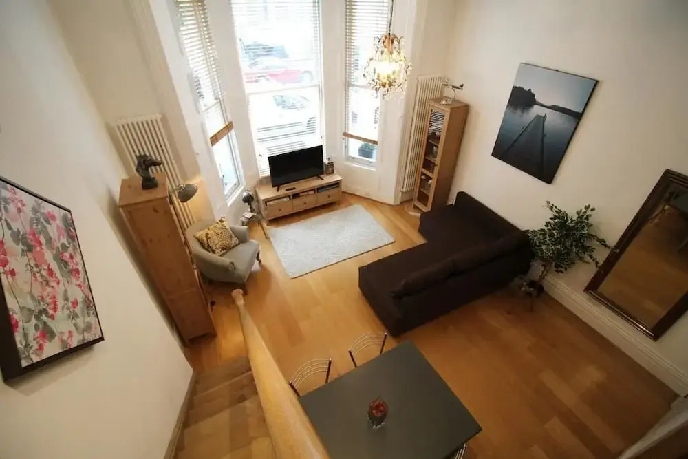 Kensington Mezzanine Apartment