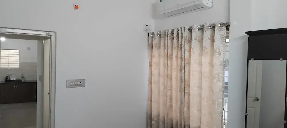 SLV Aashraya Apartment Stay