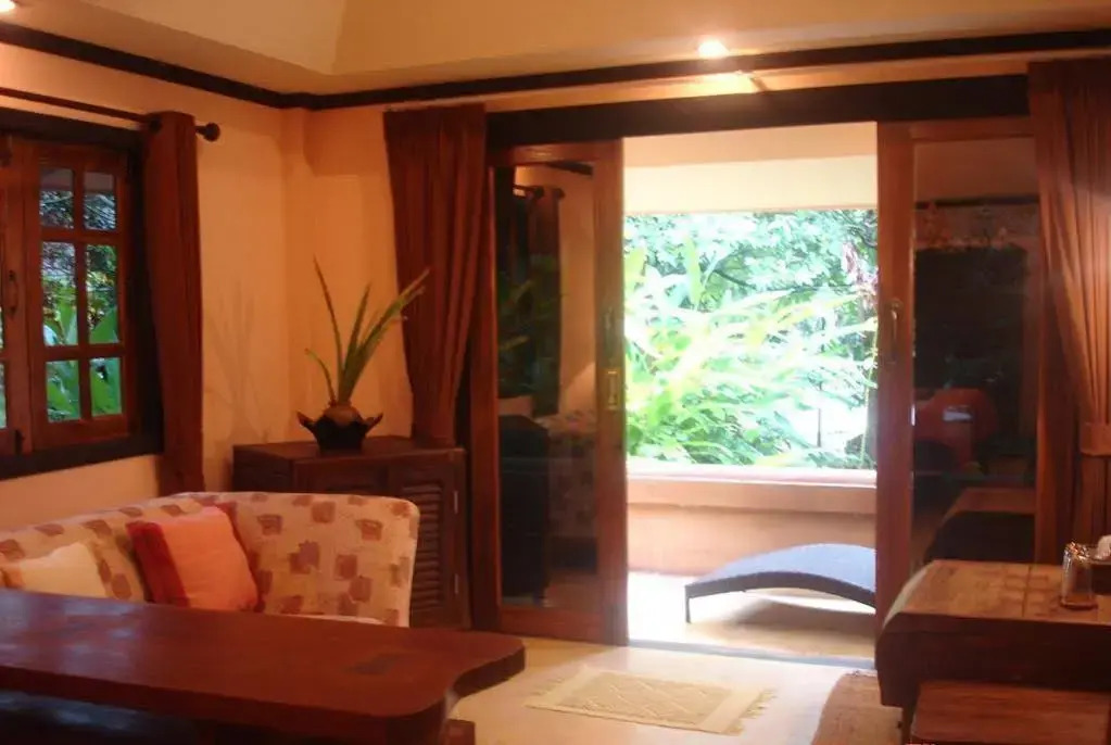 Saimoonbury Resort