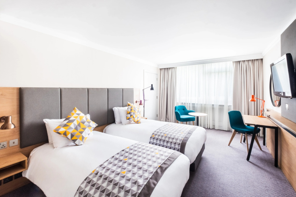 Holiday Inn Coventry M6, J2 by IHG