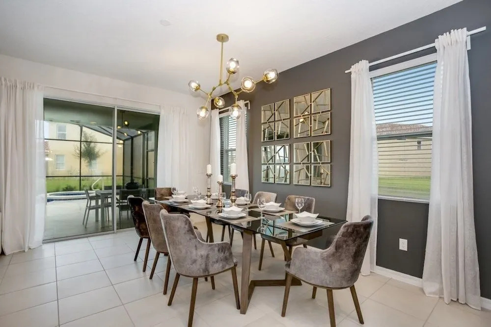 6070BOA Luxury 6 Bedroom 5.Bath Home With Spa 6 Villa by RedAwning