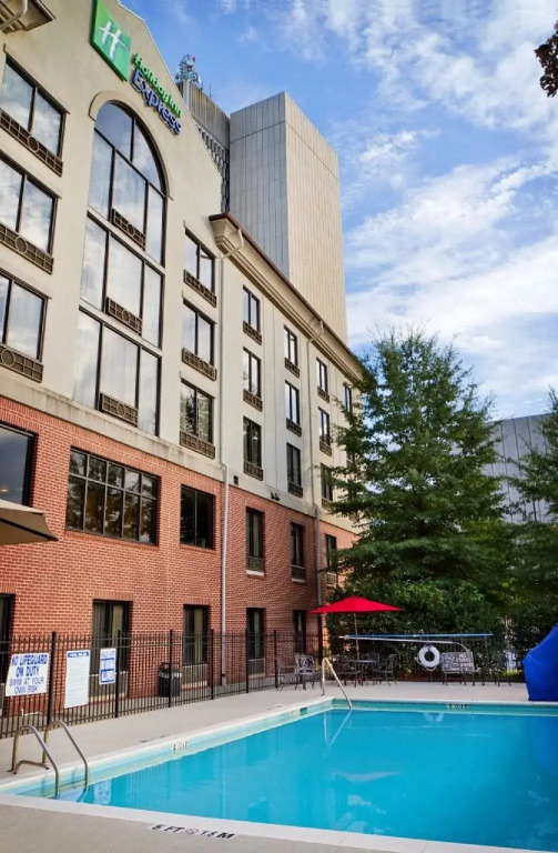 Holiday Inn Express & Suites Greenville-Downtown by IHG