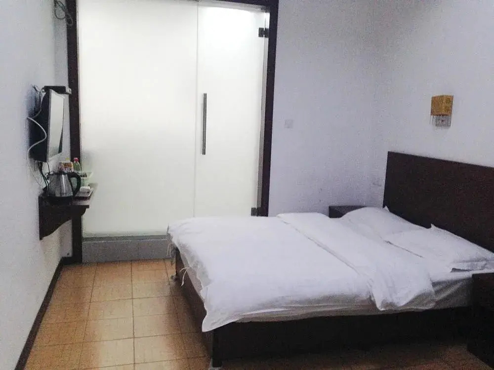 Yichang Tujia Guesthouse