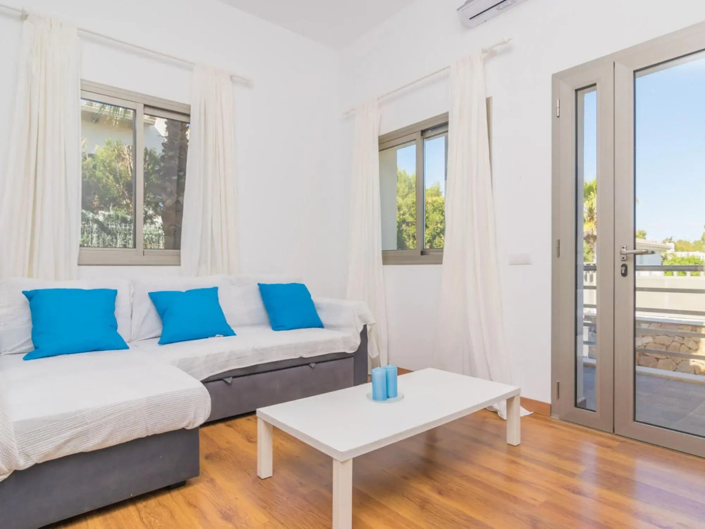 BAHAMAS 2 - Villa for 4 people in Son Serra de Marina.