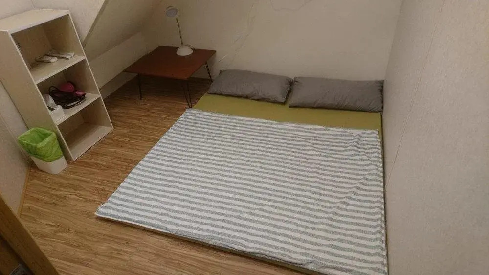 Chao Zhou Train Station Hostel