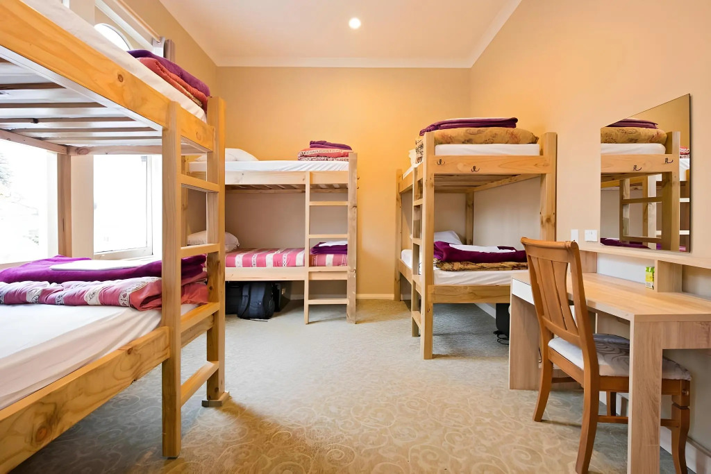 The Prince Albert Backpackers & Bar