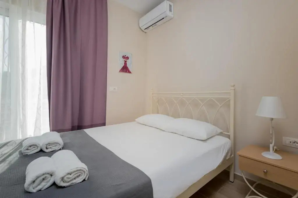 Dimitra House