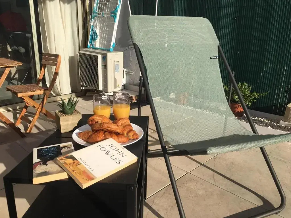 Bord de mer, studio avec terrasse