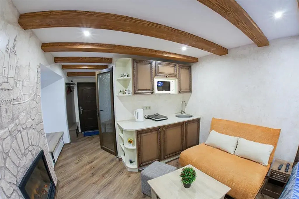 Apartament on Rynok Square 3