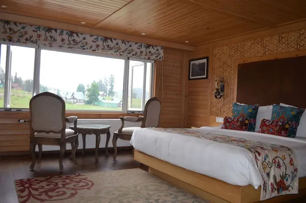 Kolahoi Green Heights Gulmarg