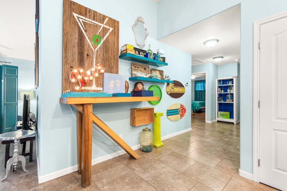Boogie Board Bungalow - Pet Friendly! Private Pool! 2