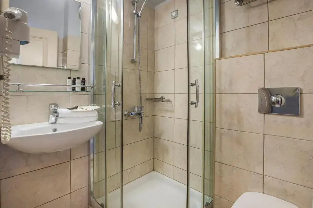 Ionian Plaza Hotel & Spa