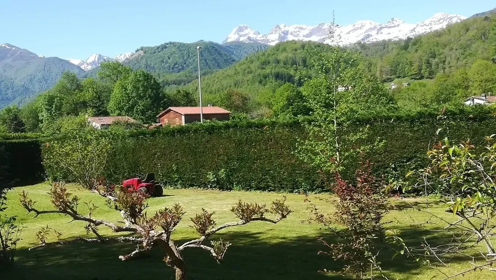 House With 2 Bedrooms in Oust, With Enclosed Garden - 25 km From the S