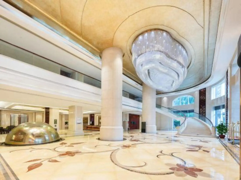 Grand Garden Hotel