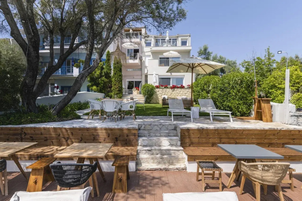 Agnadi Suites