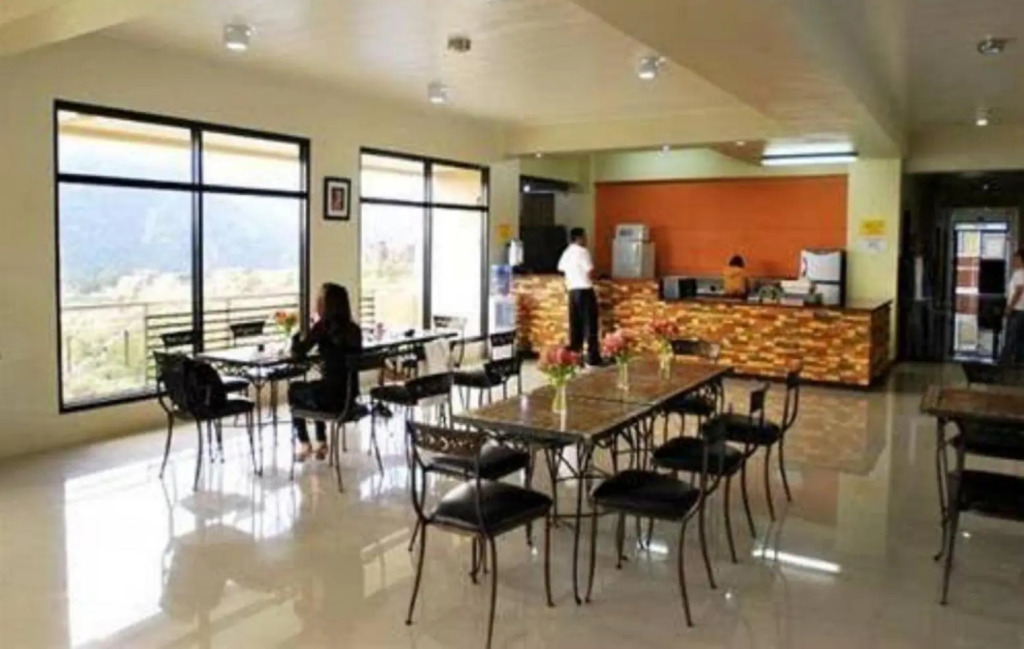 3 Pax Studio Foggy Cold Breeze,Condo in Gardenville Hotel