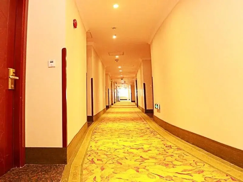 GreenTree Inn