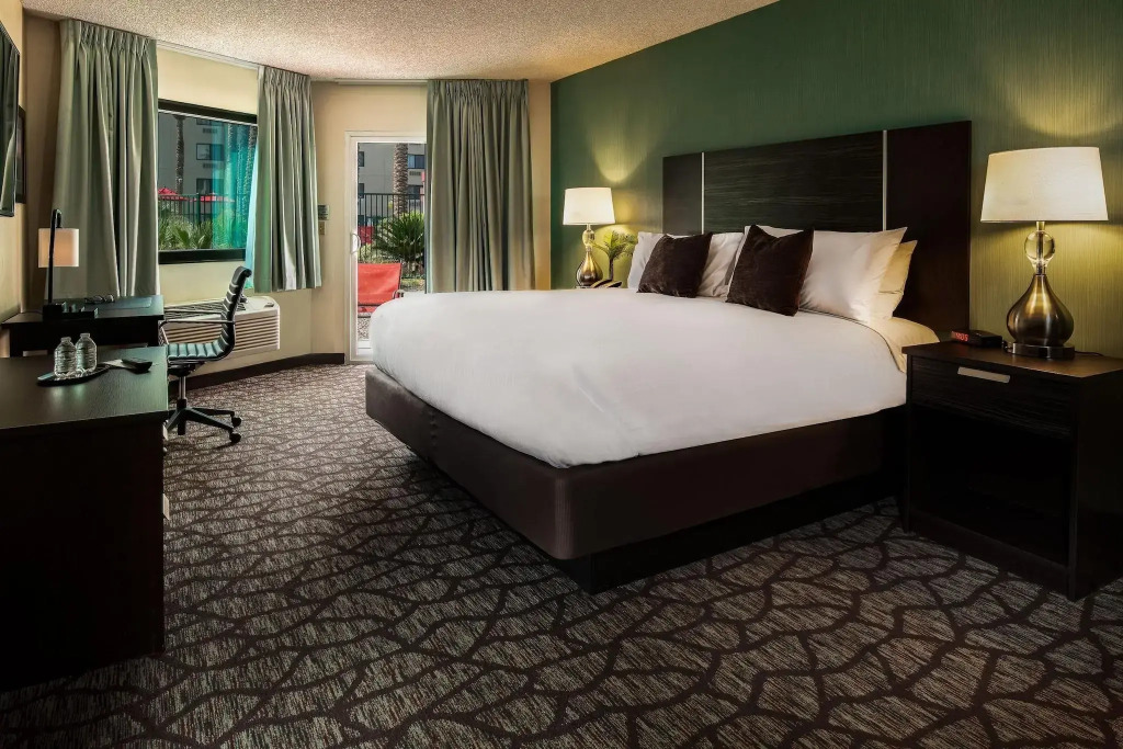 Silver Sevens Hotel and Casino, a Wyndham Garden