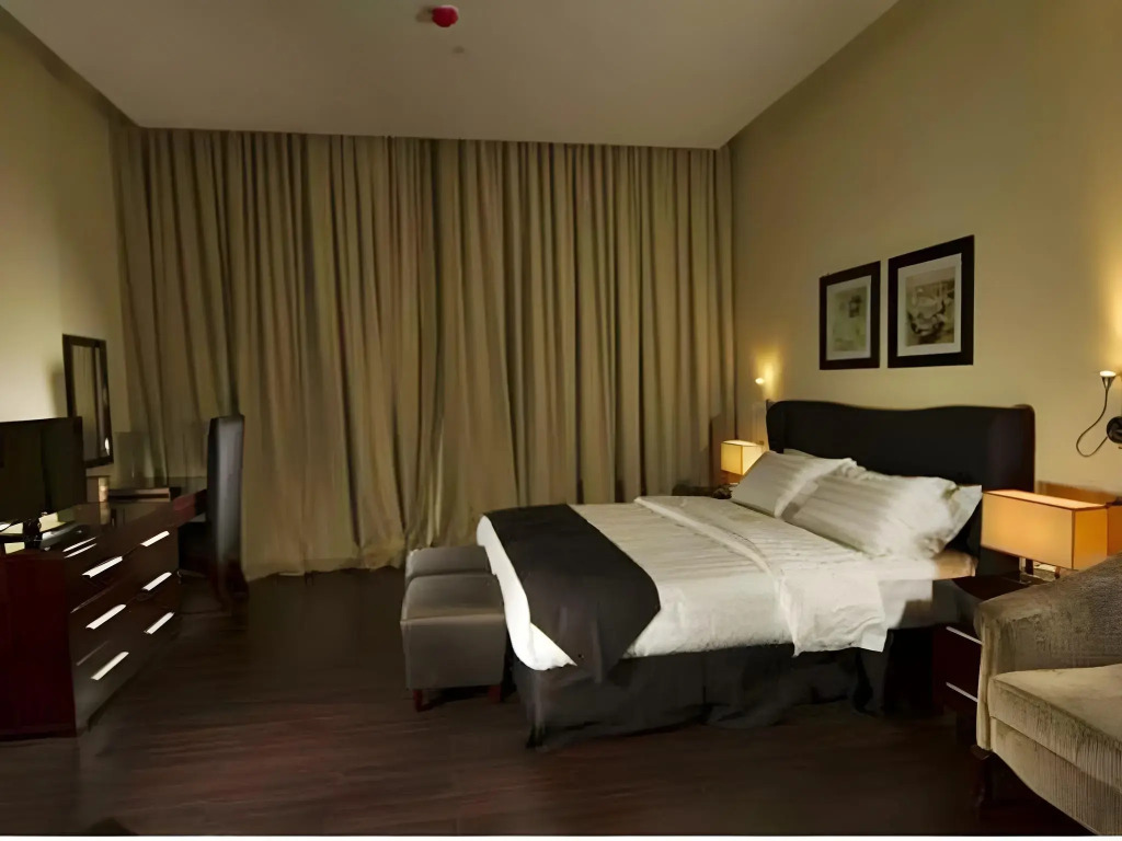 Zara Continental Hotel
