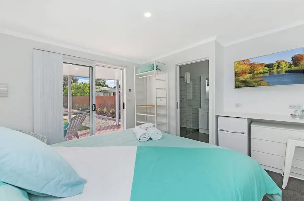 Fielding's Lair - the ultimate family retreat - House & Bungalow