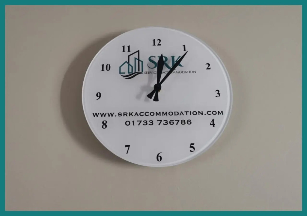 Spacious 2 Bedroom Corporate Apartment by Srk Serviced Accommodation