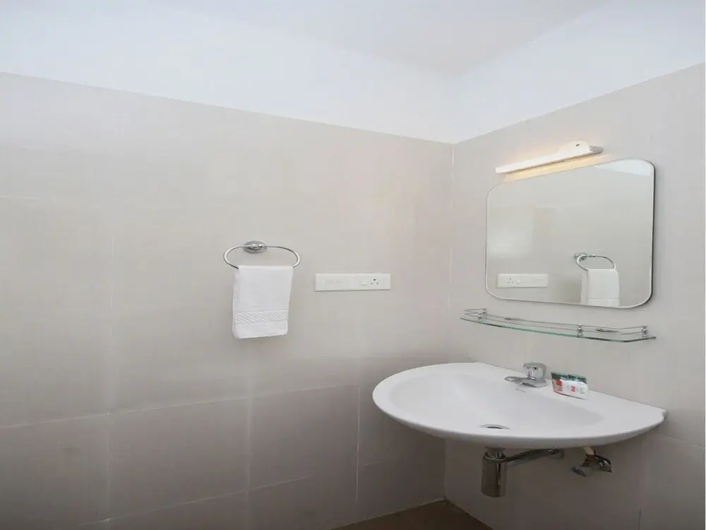 Green Land Suites