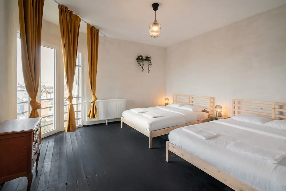 Comfortable 2br/14p Apartment - Central Antwerp