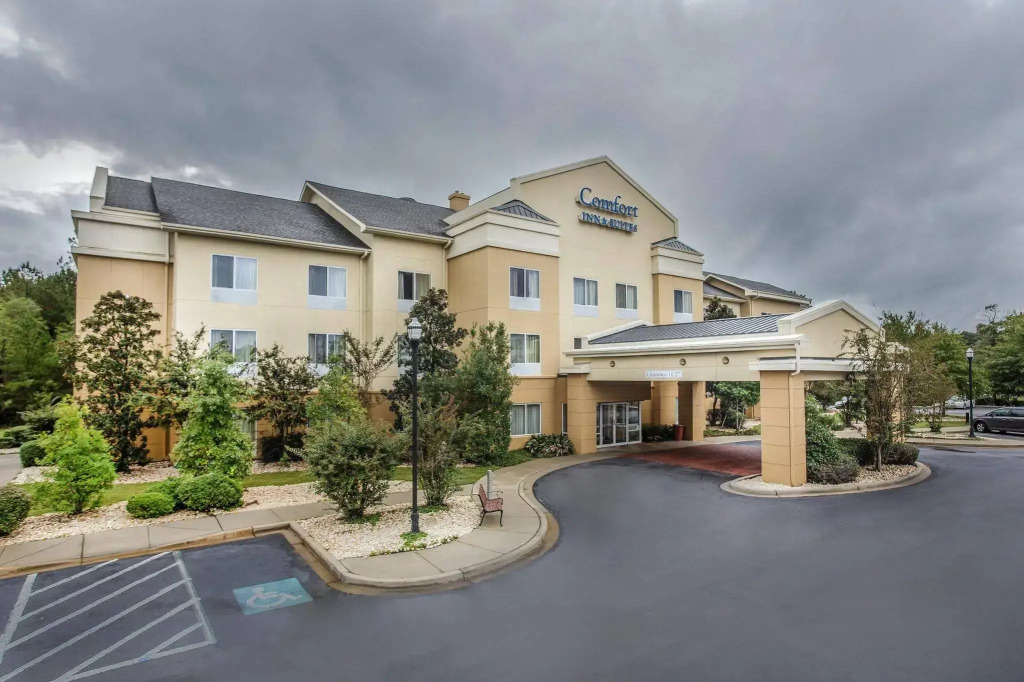 Comfort Inn & Suites Camden