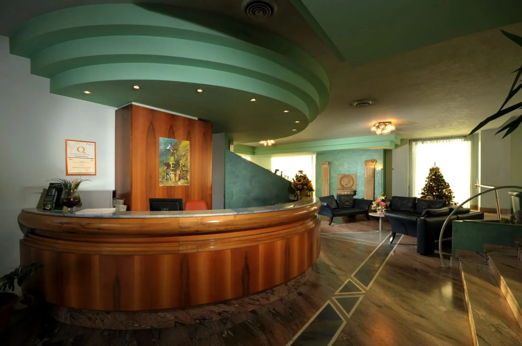My Suite Hotel