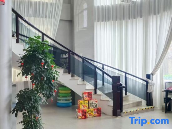Meizhou Island Youthful Youth Homestay