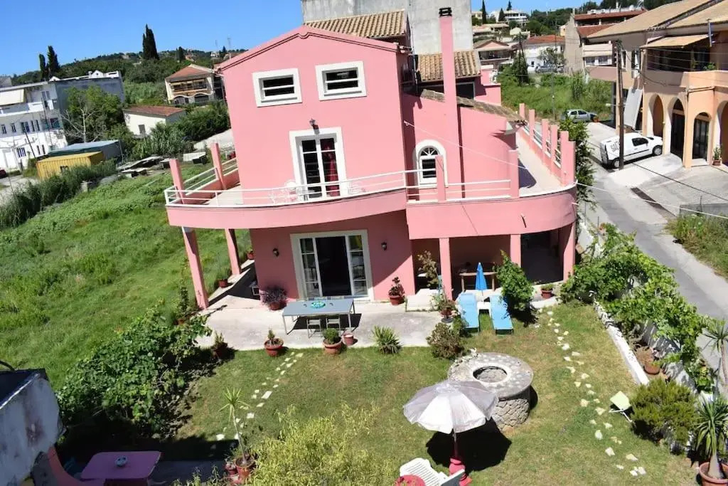 Private Villa AKOBARA, 2km from city center