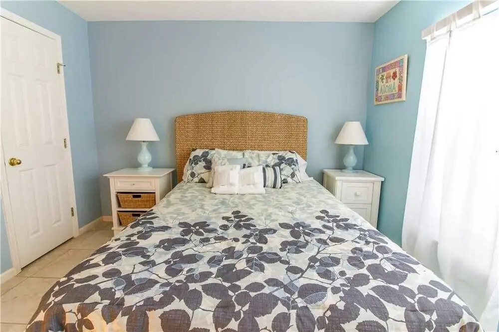 Harmony Beach House, Sleeps 11, 3 Bedrooms, Beach Front