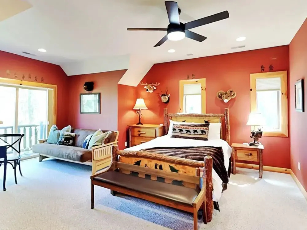 Magnificent Mountain Lodge by Taylor Made Deep Creek